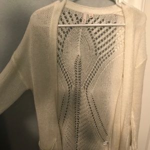 Women’s knitted cardigan